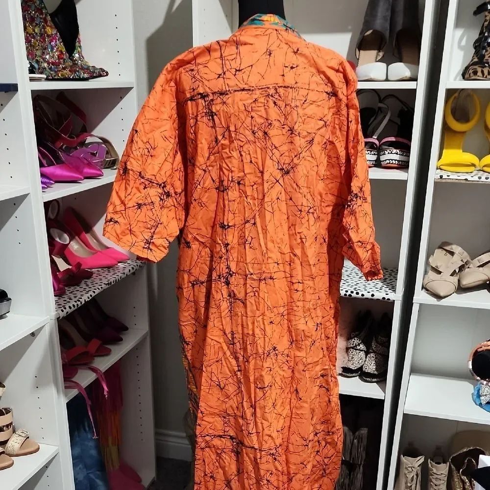 Vibrant Orange Patterned Robe - Picture 9 of 9